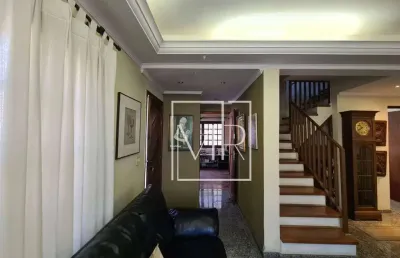 Casa com 3 quartos à venda na Rua Deoclides Freire, 67, Vila Santista, Atibaia