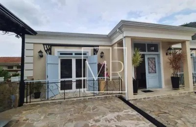 Casa com 5 dormitórios sendo 4 suítes à venda, 638 m² por r$ 6.400.000 - condomínio flamboyant - atibaia/sp