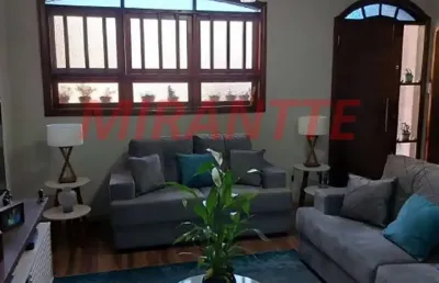 Casa terrea de 270m² com 4 quartos em casa verde alta