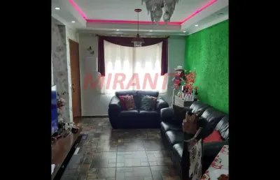 Cond. fechado de 70m² com 2 quartos em vila gustavo