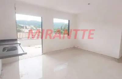 Apartamento de 40m² com 2 quartos em horto florestal