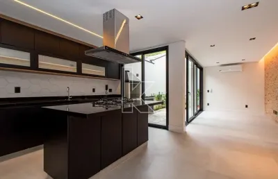 Casa com 3 quartos à venda na arnaldo couto de magalhães, 43, vila nova conceição, são paulo por r$ 3.000.000