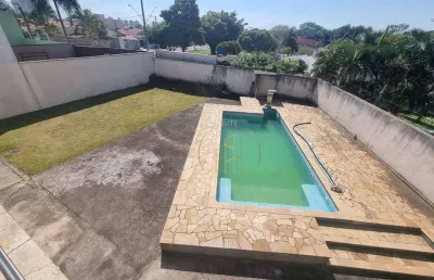 Casa assobradada em condominio de taubaté com piscina privativa, área gourmet e 3 suítes