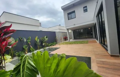 Sobrado com 300m² de área construída no condomínio green park em taubaté sp