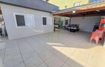 Casa térrea diferenciada no condomínio são josé em taubaté sp