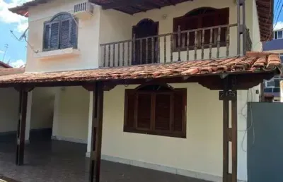 Casa com 4 quartos à venda no Jardim Riacho das Pedras, Contagem 