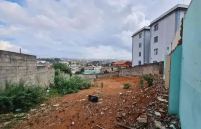 Lote de 412 metros proximo a praça do ciganos contagem