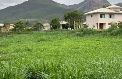 Terreno à venda no Condomínio Serra dos Bandeirantes, Mário Campos 