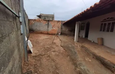 Casa com 2 quartos à venda no jardim montanhês, ibirité  por r$ 290.000