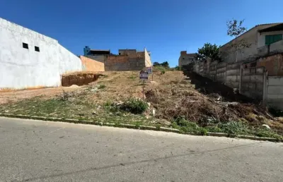 Terreno à venda em Masterville, Sarzedo 