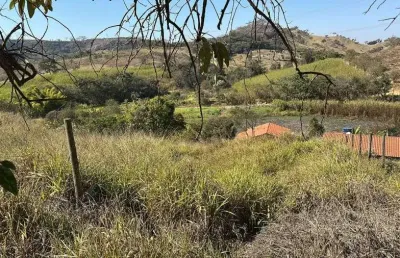 Chácara / sítio com 3 quartos à venda no Centro, Brumadinho 
