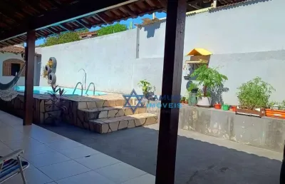 Casa com 3 dormitórios à venda, com quintal e piscina 135 m² - araçás - vila velha/es
