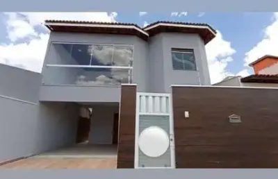 Casa residencial para venda em rua pública, cidade nova, feira de santana, 5 quartos, 3 suítes, 4 salas, 5 banheiros, 3 vagas, 250m² área total.