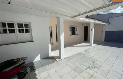 Casa residencial para venda em rua publica, sim, feira de santana, 2 quartos, 1 sala, 2 banheiros, 6 vagas, 347 m²área total