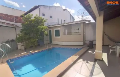 Casa duplex na mangabeira, 4 quartos, 2 suítes, closet, piscina, quiosque, para venda, no bosque imperial, em feira de santana, área total de 260 m²