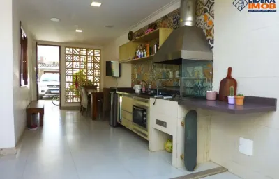 Casa na santa mônica ii, 3/4, suíte, closet, varanda, área gourmet, quintal, para venda, no condomínio jasper, em feira de santana.