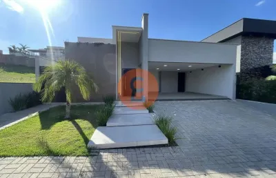 Excelente casa á venda de 360m² no condomínio damha ii