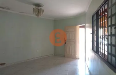 Casa com 3 quartos à venda na Rua Augusto César Vanucci, 209, Jardim Alvorada, Piracicaba