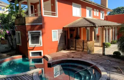 Casa com 4 quartos à venda na Rua Theodoro Makiolka, 1060, Santa Cândida, Curitiba