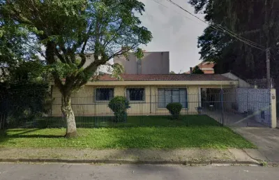 Casa à venda na Rua Gustavo Schier, 218, Novo Mundo, Curitiba