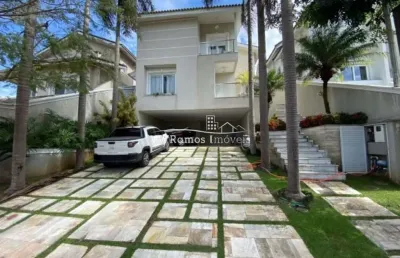 Casa com 3 quartos à venda na Avenida Cianita, Perová, Arujá