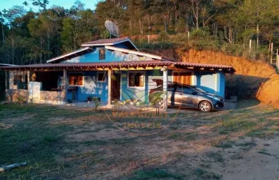 Excelente sítio de 4 alqueires com 4 lagos, curral e muito mais! st00078