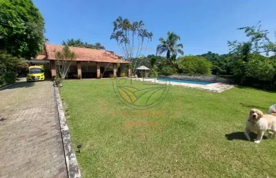 Maravilhosa fazenda com 42 alqueires em guararema rica em águas e com ótima infraestrutura! fa00065