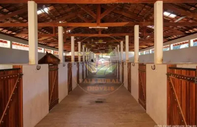 Fazenda com 2 salas à venda no Centro, Sapucaí-Mirim 