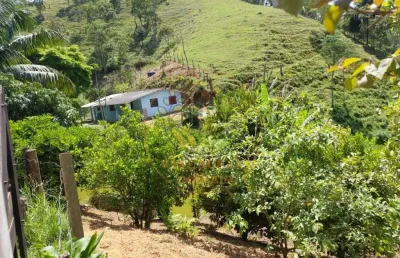 Excelente oportunidade! lindo sítio escriturado com 02 lagos, pomar e pasto!  st00037