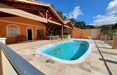 Maravilhosa chácara em sta branca com piscina e acesso direto à represa! ch00008