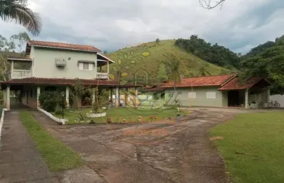 Maravilhosa chácara na zona norte de são josé dos campos - sp  ch00345