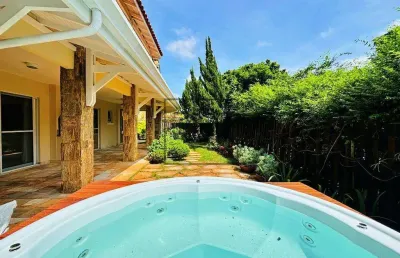Casa térrea com 3 dormitórios, jardim e hidromassagem, no condomínio galleria boulevard