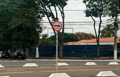 Terreno comercial para alugar na Avenida Doutor Jesuíno Marcondes Machado, 495, Nova Campinas, Campinas