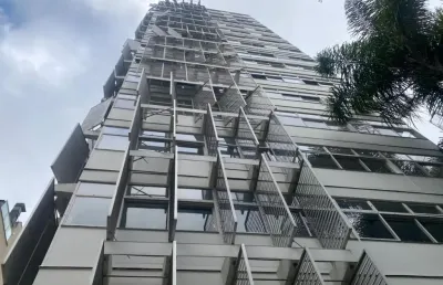 Imóvel com assinatura - ícone do bairro de higienópolis  e completamente reformado...tudo há poucos passos do melhor comércio e restaurantes da região