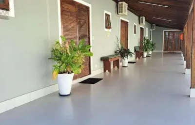 Rancho à venda mobiliado na represa convívio ondas grandes, sp: seu refúgio perfeito!