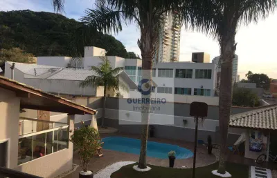 Casa com 4 dormitórios à venda, 180 m² por r$ 2.700.000,00 - ressacada - itajaí/sc