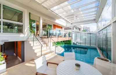 Residência impecável, condomínio fechado com piscina privativa - uberaba