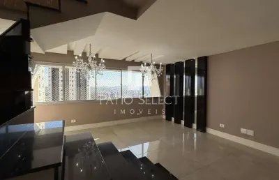 Apartamento com 222 m², 3 quartos sendo 1 suíte para alugar no bairro água verde.