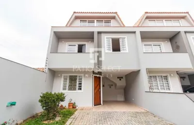 Sobrado com 112 m², 4 quartos sendo 1 suíte à venda no bairro boqueirão.