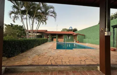 Chácara à venda em jaguariúna, núcleo urbano parque ana helena, com 3 quartos, com 2000 m²