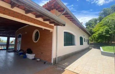 Chácara à venda em jaguariúna, parque ana helena, com 3 quartos, com 951.6 m², condomínio ana helena
