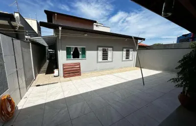 Casa à venda em jaguariúna, jardim europa, com 4 quartos, com 237 m²