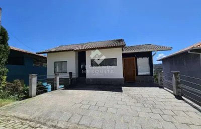 Casa linear em condomínio fechado – 4 quartos, lazer completo e segurança em albuquerque,