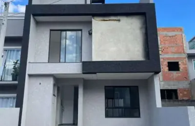 Imperdível sobrado em condomínio à venda em curitiba-pr, no bairro pinheirinho: 3 quartos, 1 suíte, 1 sala, 2 banheiros, 2 vagas de garagem, 175m².