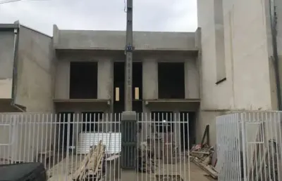 Casa com 3 quartos à venda na rua jornalista emílio zola florenzano, 603, tatuquara, curitiba, 100 m2 por r$ 420.000