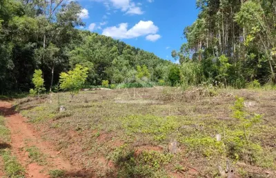 Sítio com riacho e casa enxaimel à venda em nova petrópolis na serra gaúcha