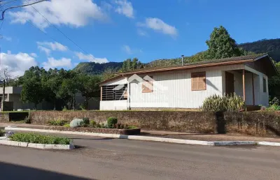 Casa com 3 quartos à venda no centro comercial de picada café, na serra gaúcha