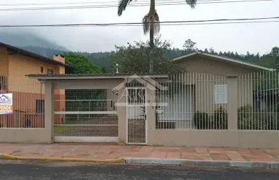 Duas casas com 2 quartos cada, à venda em picada café na serra gaúcha