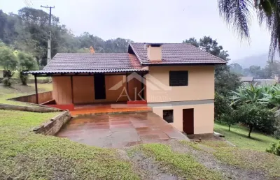Casa mista à venda na cidade de picada café, na serra gaúcha