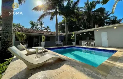 Perto do mar - casa na praia 4 quartos 2 suítes espaço gourmet  piscina  4 vagas